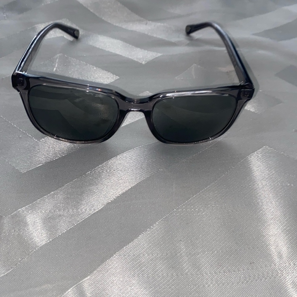 Brand: Coach sun glasses transparent gray color